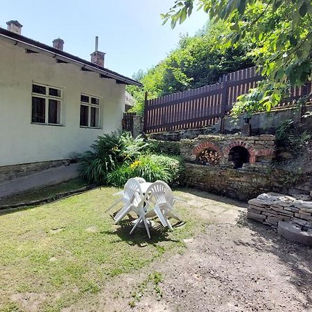 Ubytovani Pod Hradbami Nové Město nad Metují Eksteriør bilde